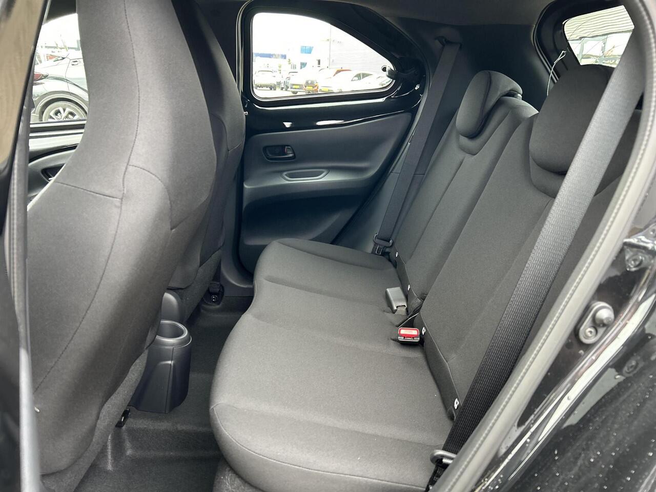 Toyota AYGO X 1.0 VVT-i MT Play | Nieuwe auto | Direct uit voorraad leverbaar |