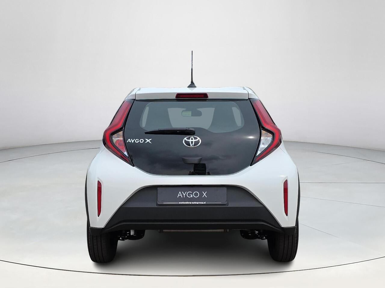 Toyota AYGO X 1.0 VVT-i MT Play | Nieuwe auto | Direct uit voorraad leverbaar |