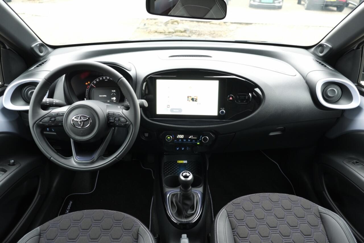 Toyota AYGO 1.0 VVT-i 72PK MT JBL | JBL Premium Sound systeem | Achteruitrij
