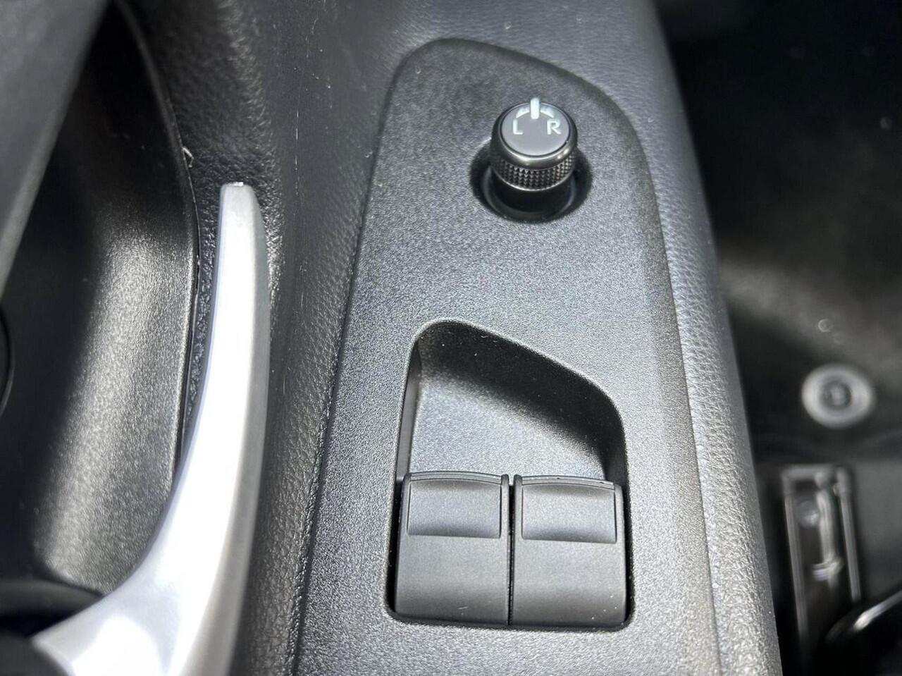 Toyota AYGO X 1.0 VVT-i MT Play | Rijklaar | Apple Carplay | Camera