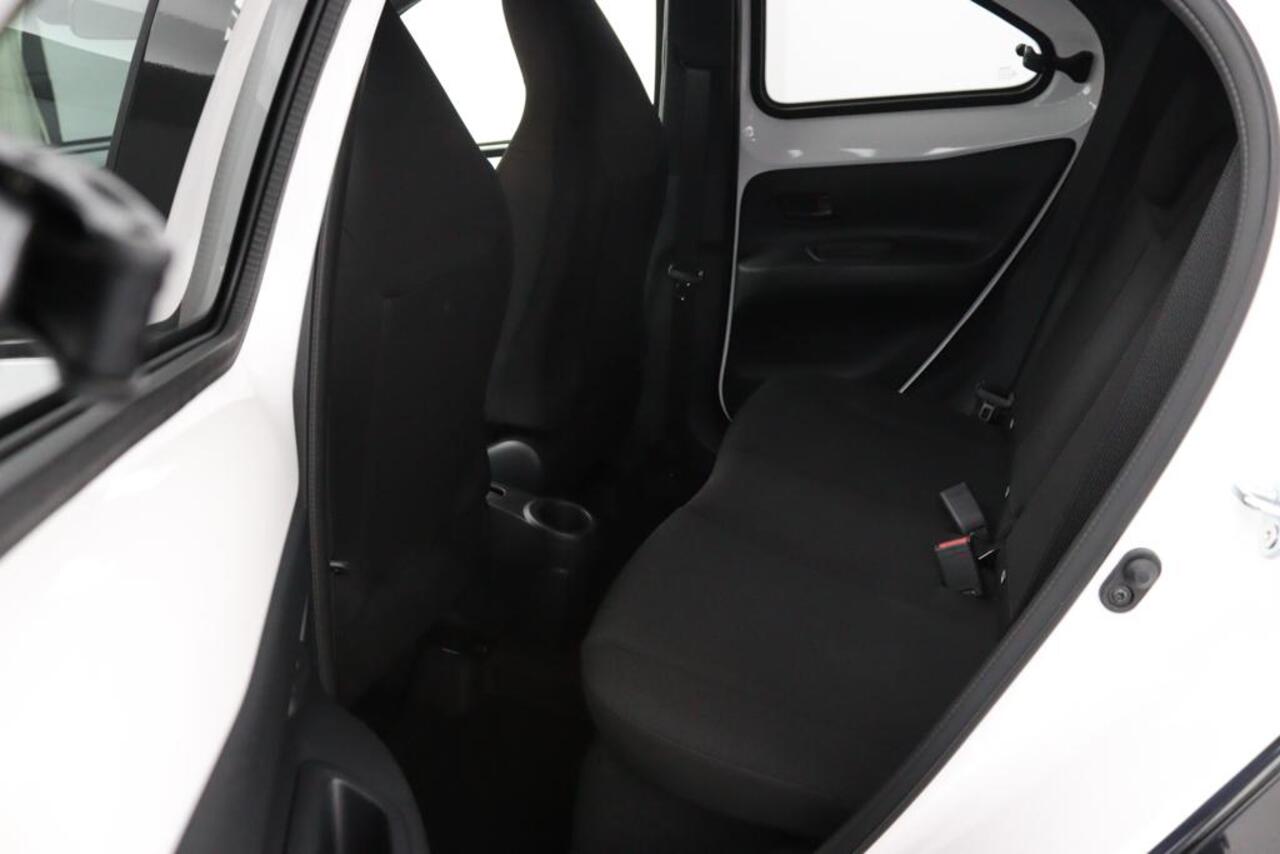 Toyota AYGO X 1.0 VVT-i MT Pulse | Climate Control | Bi-Tone | Led Verlichting | Apple Carplay | Android Auto |