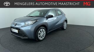 toyota-aygo-x-1.0-vvt-i-s-cvt-play-