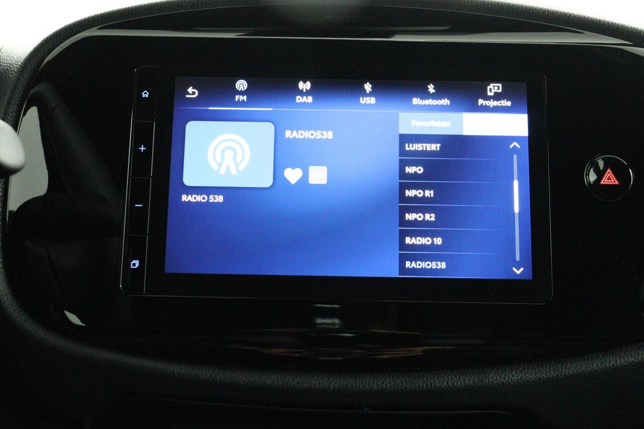 Toyota AYGO X 1.0 VVT-i MT Play | Apple Carplay/Android auto | Parkeercamera | Airco | Adaptieve Cruise-Control |