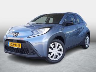 toyota-aygo-x-1.0-vvt-i-s-cvt-play-