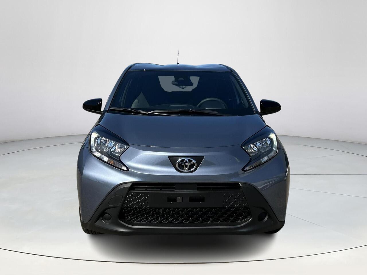 Toyota AYGO X 1.0 VVT-i MT Play