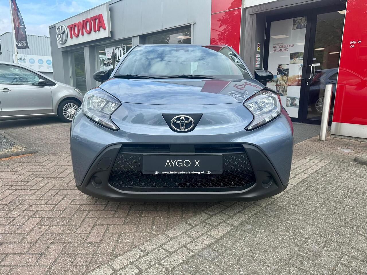 Toyota AYGO X 1.0 VVT-i MT Play