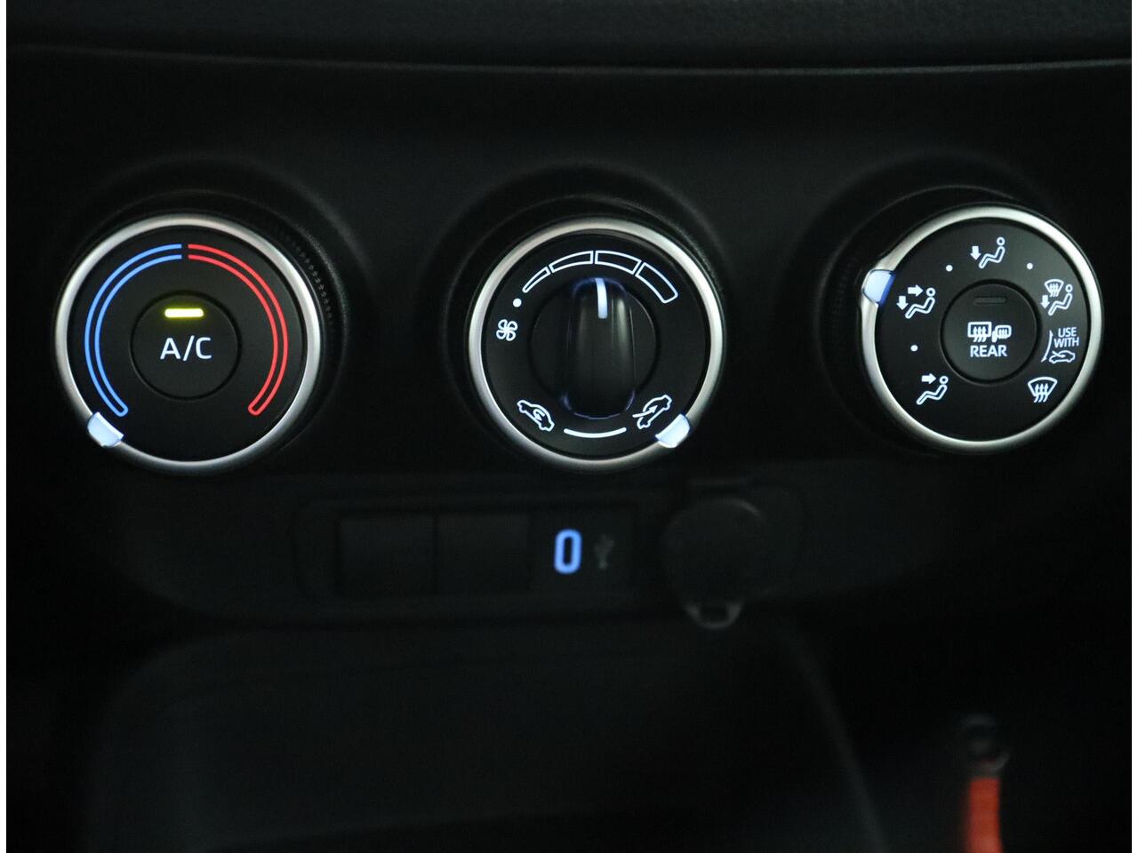 Toyota AYGO X 1.0 VVT-i MT Play | Apple carplay & Android auto | Cruise control |