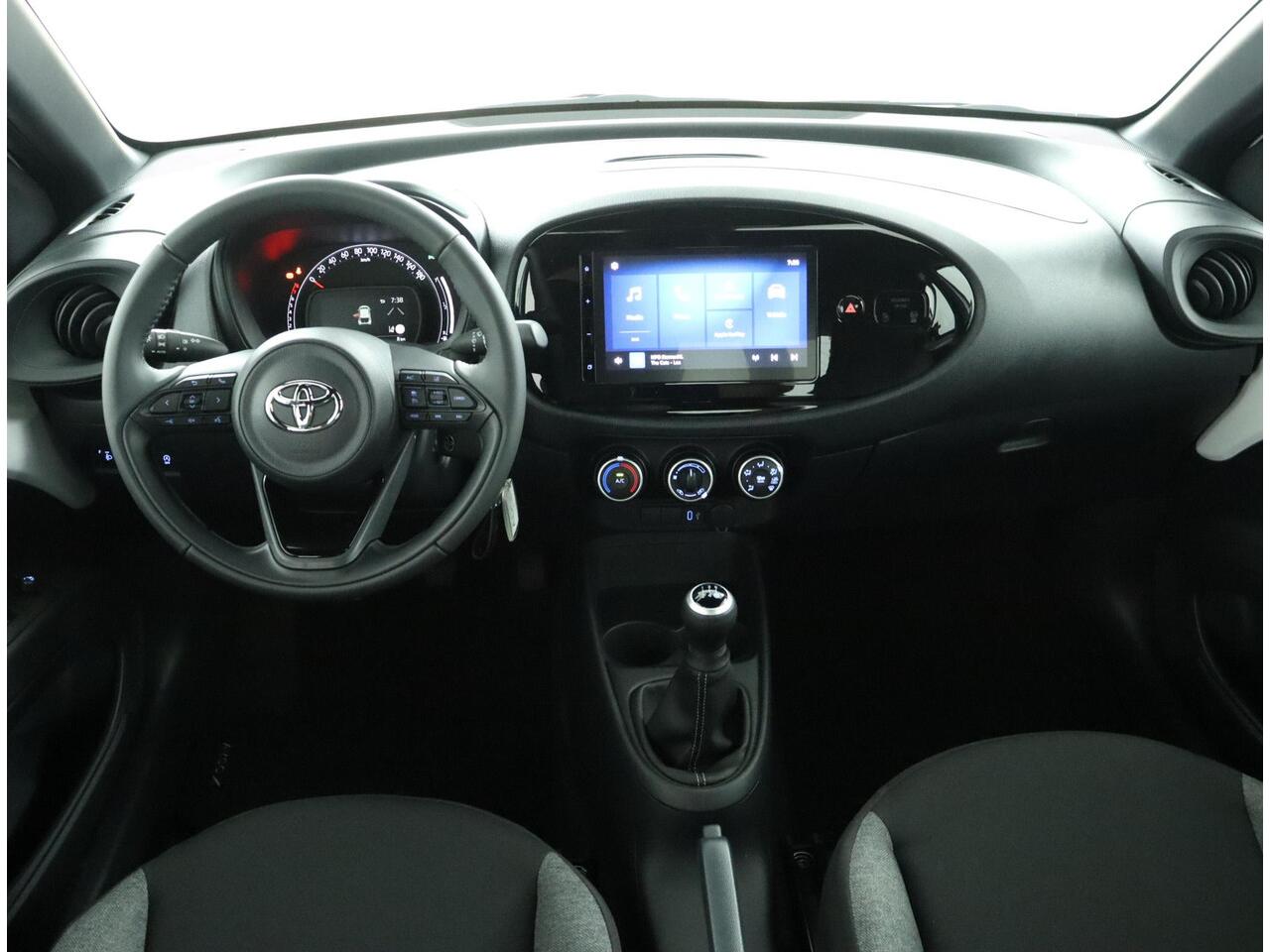 Toyota AYGO X 1.0 VVT-i MT Play | Apple carplay & Android auto | Cruise control |
