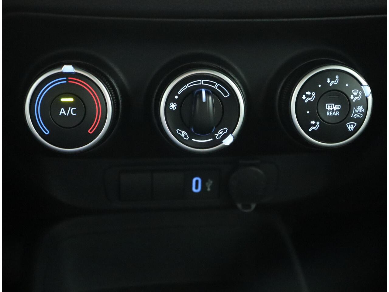 Toyota AYGO X 1.0 VVT-i MT Play | Apple carplay & Android auto | Cruise control |