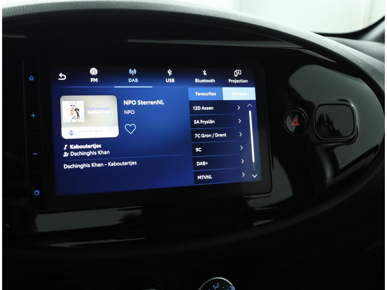Toyota AYGO X 1.0 VVT-i MT Play | Apple carplay & Android auto | Cruise control |