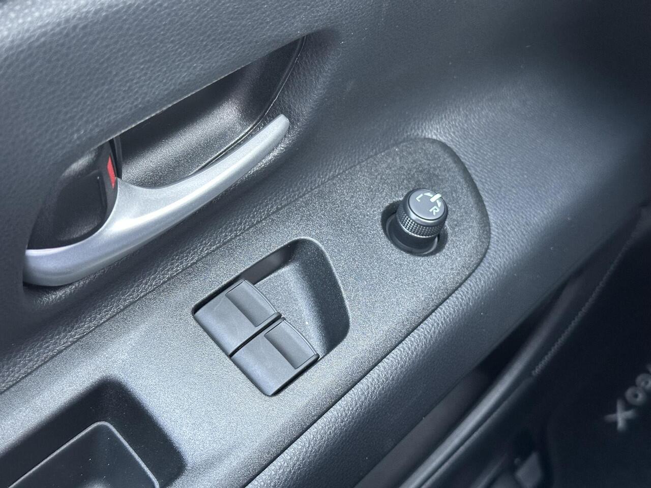 Toyota AYGO X 1.0 VVT-i MT Play NIEUW! Direct leverbaar! ¤ 1000,- inruilpremie!!