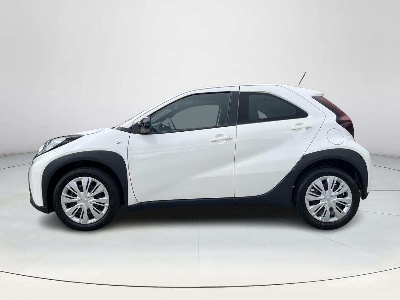 Toyota AYGO X 1.0 VVT-i MT Play