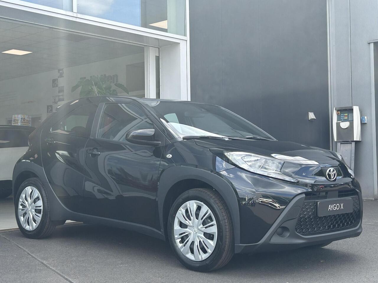 Toyota AYGO X 1.0 VVT-i MT Play NIEUW! Direct leverbaar! ¤ 1000,- inruilpremie!!