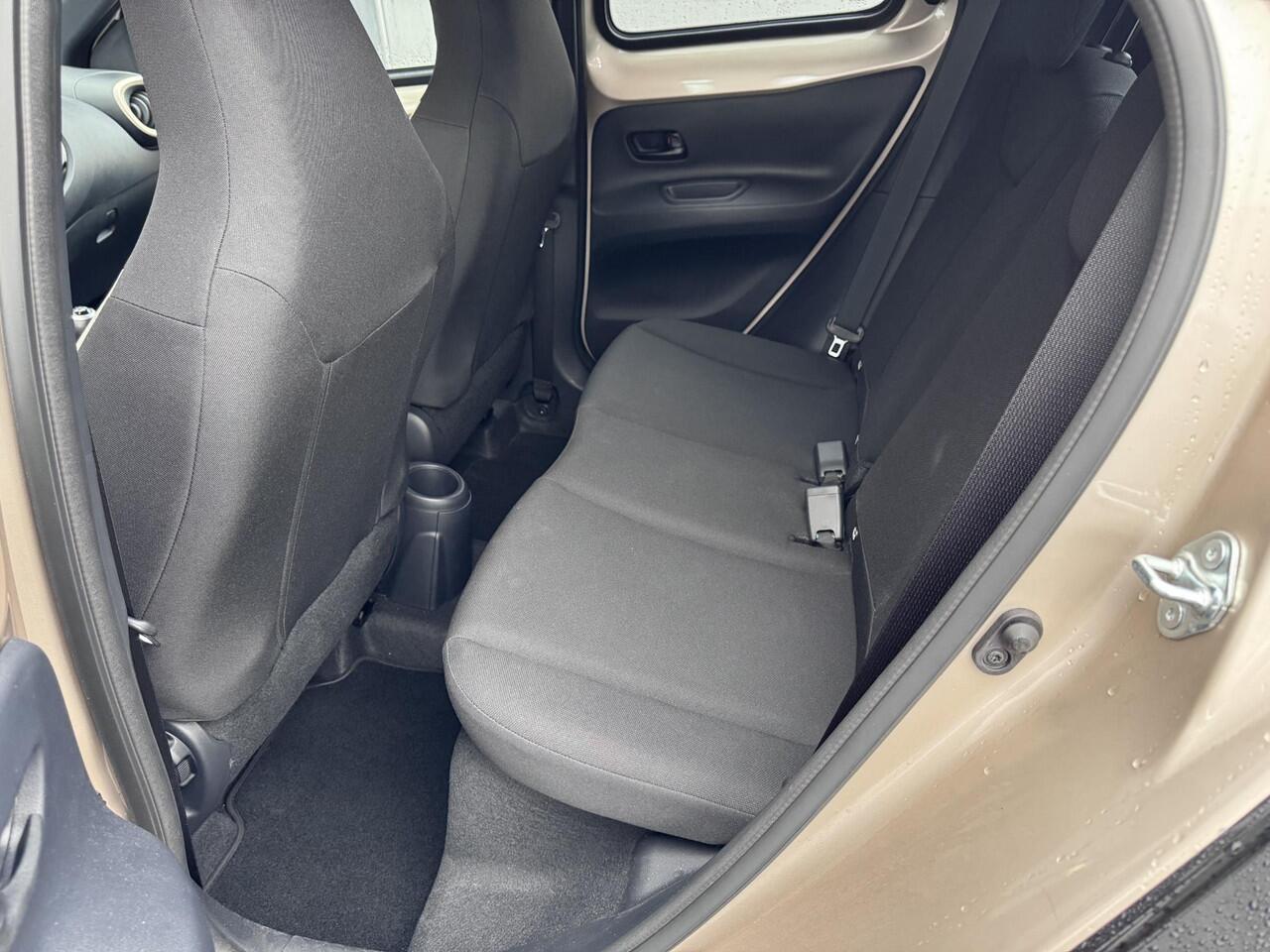 Toyota AYGO X 1.0 VVT-i MT Pulse Apple Carplay/Android Auto | Demo | Direct leverbaar | 10 jaar fabrieksgarantie