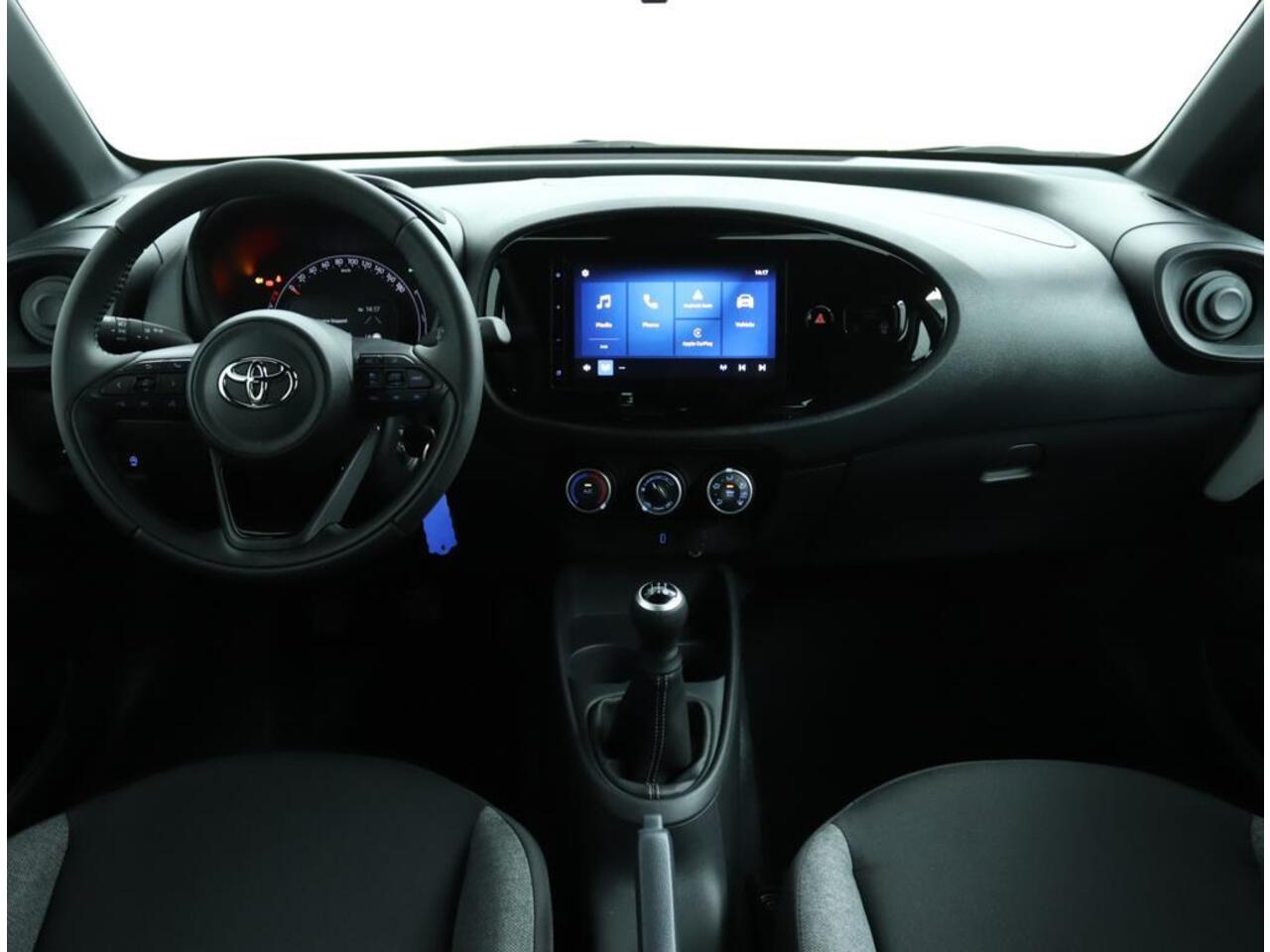 Toyota AYGO X 1.0 VVT-i MT Play | Nieuw uit voorraad leverbaar! | incl.Toyota Mania actiie T.W.V. ¤1000,-