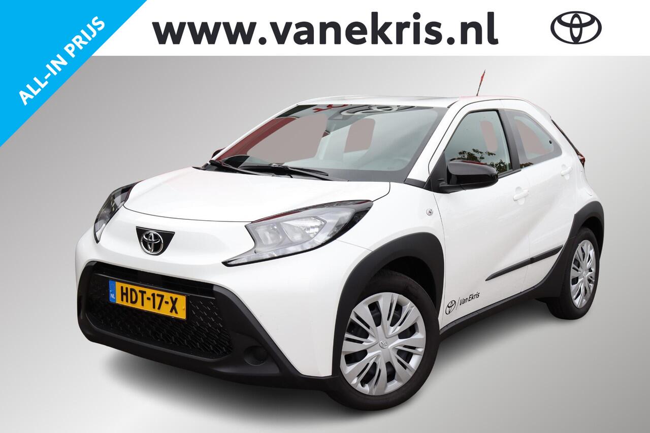 Toyota AYGO X 1.0 VVT-i MT Play, Armsteun , Stootlijsten