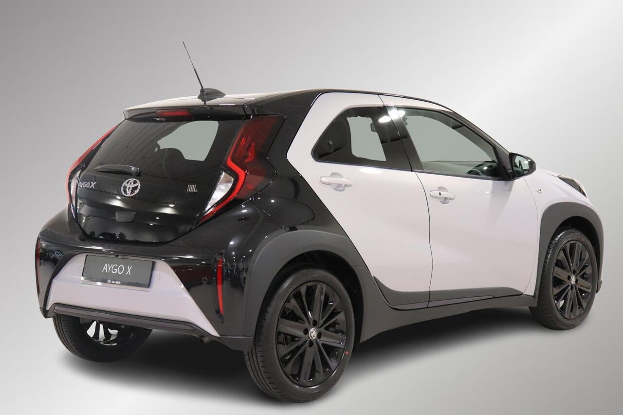 Toyota AYGO X 1.0 VVT-i MT JBL, Nieuw en snel leverbaar met ¤500,- inruilpremie!