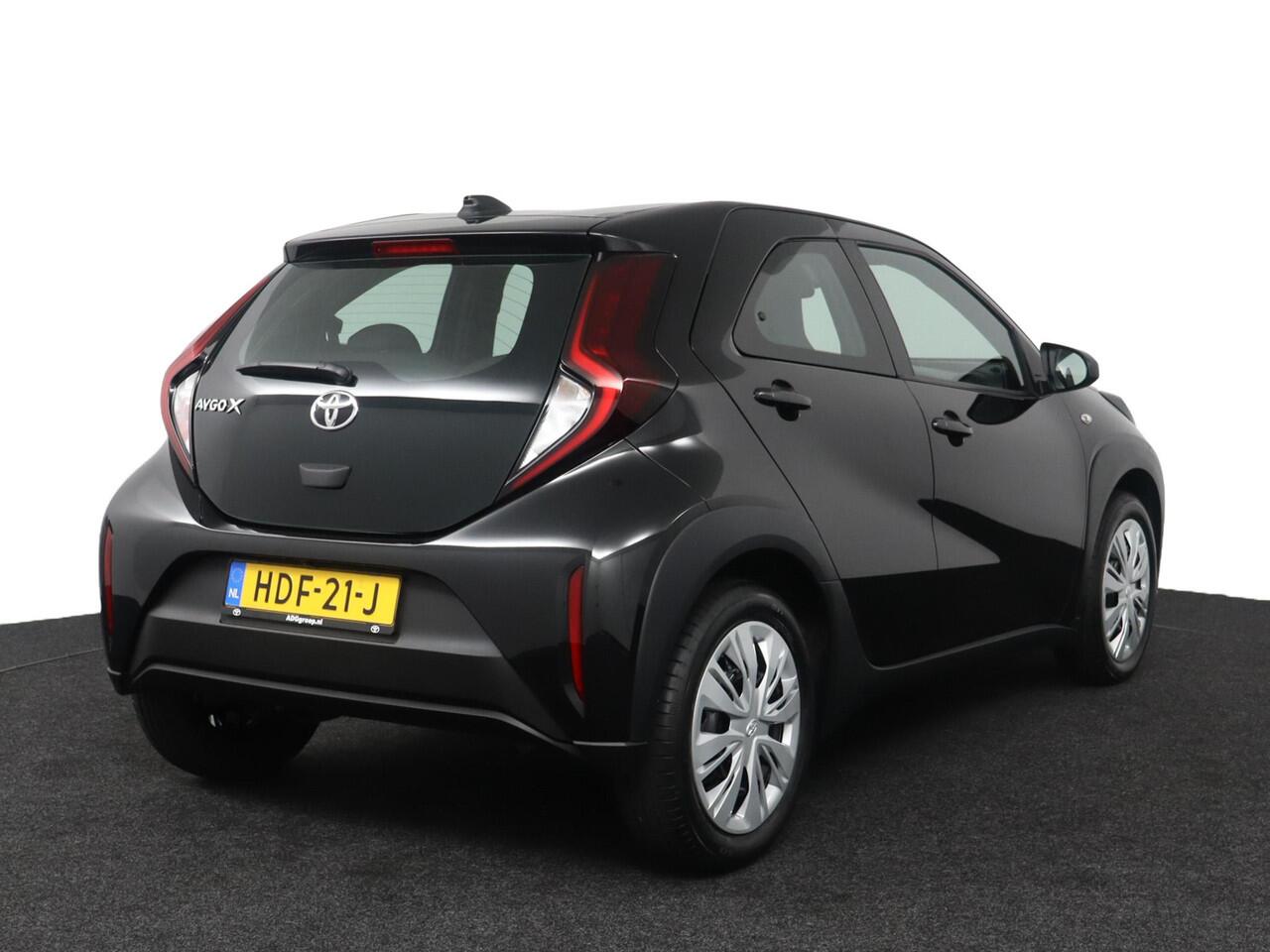 Toyota AYGO X 1.0 VVT-i MT Play | Airco | Apple carplay / Android auto | Adaptieve Cruise control |