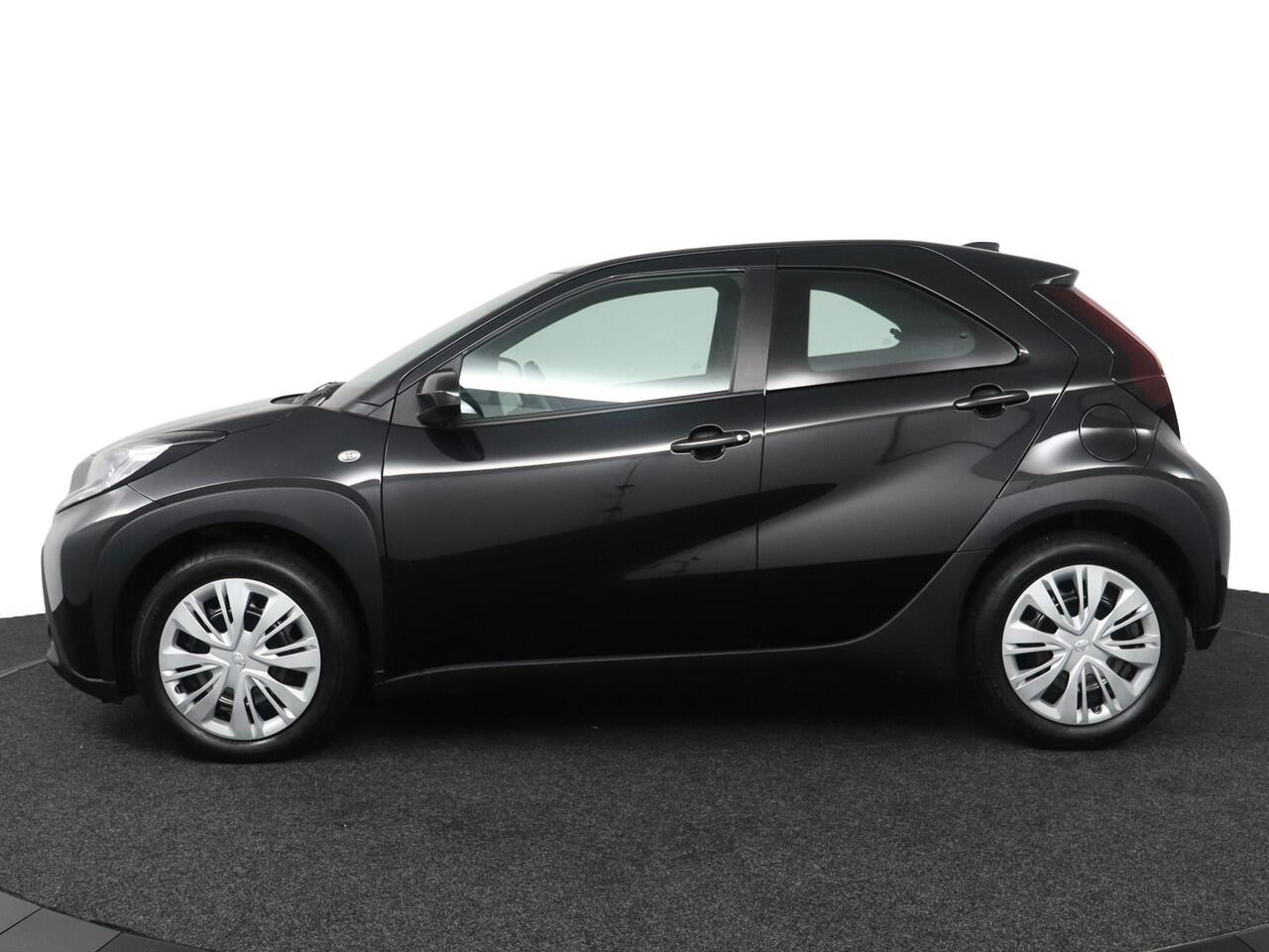 Toyota AYGO X 1.0 VVT-i MT Play | Airco | Apple carplay / Android auto | Adaptieve Cruise control |