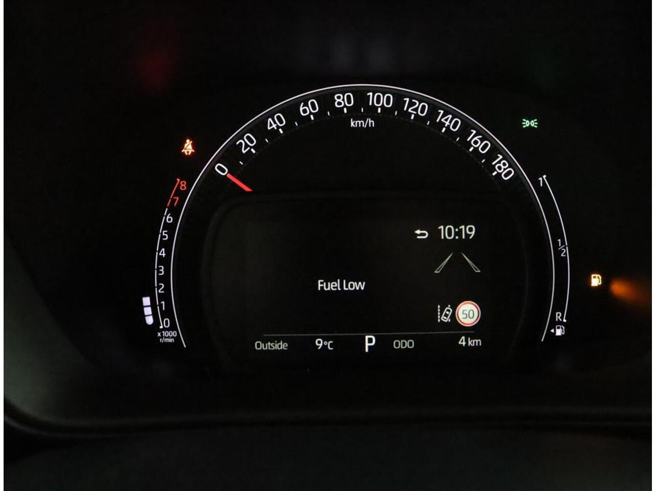 Toyota AYGO X 1.0 VVT-i S-CVT Play