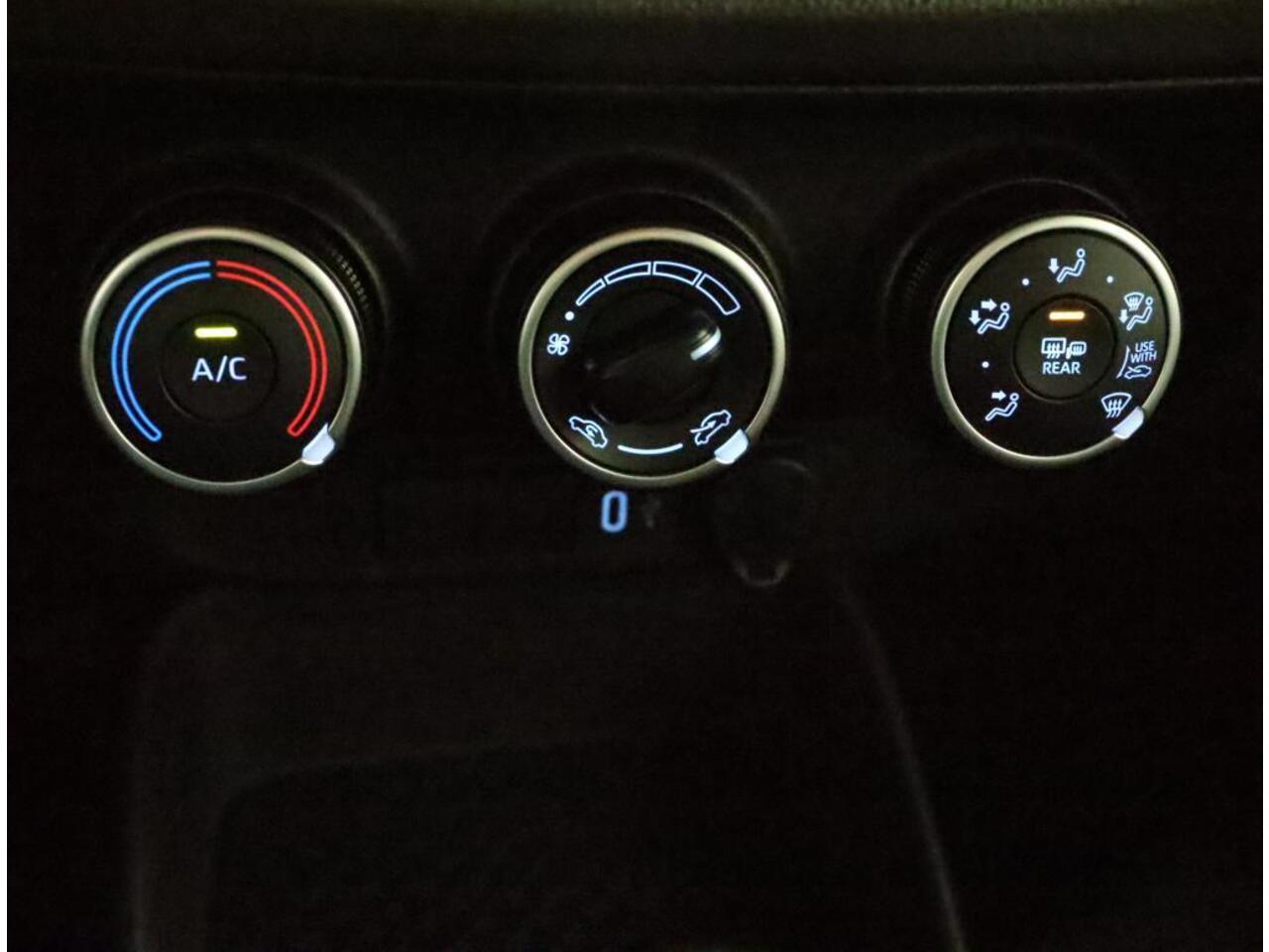 Toyota AYGO X 1.0 VVT-i S-CVT Play