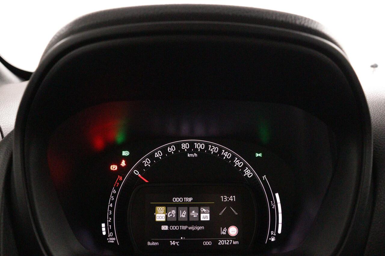 Toyota AYGO X 1.0 VVT-i MT Play | Apple Carplay/Android Auto |