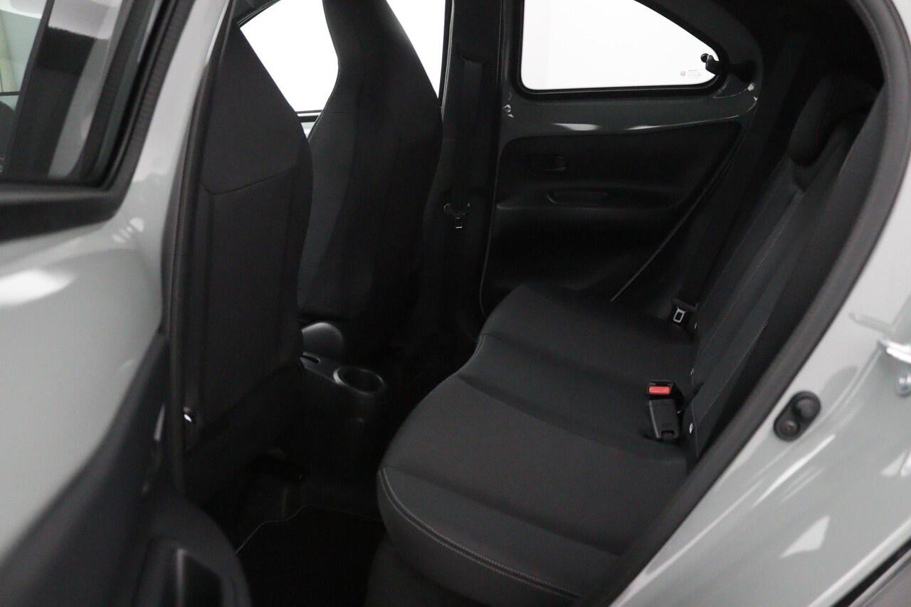 Toyota AYGO X 1.0 VVT-i MT Premium ¤ 500 inruilbonus | Design Pack | Nieuwe Auto |