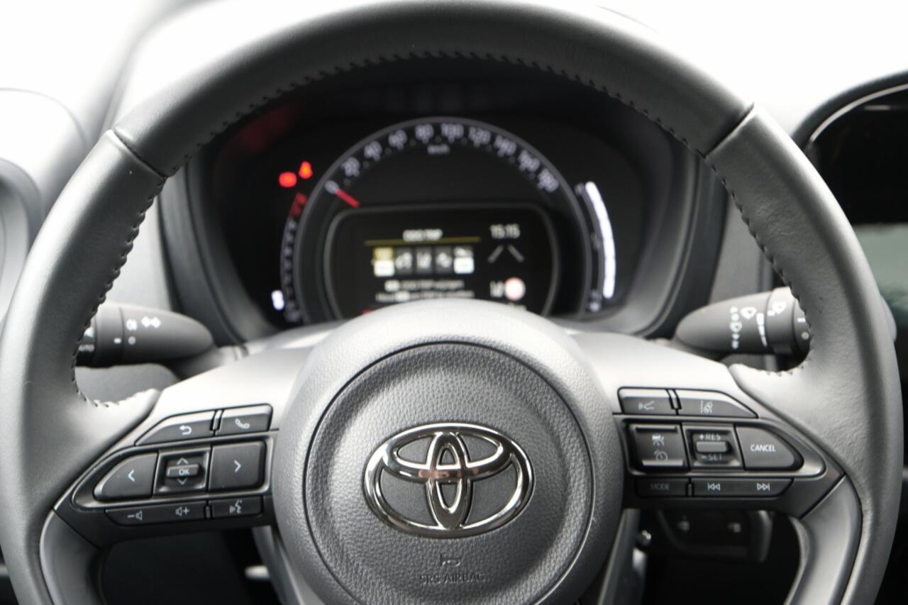 Toyota AYGO 1.0 VVT-i MT Play | Achteruitrijcamera | Buitenspiegels elektris