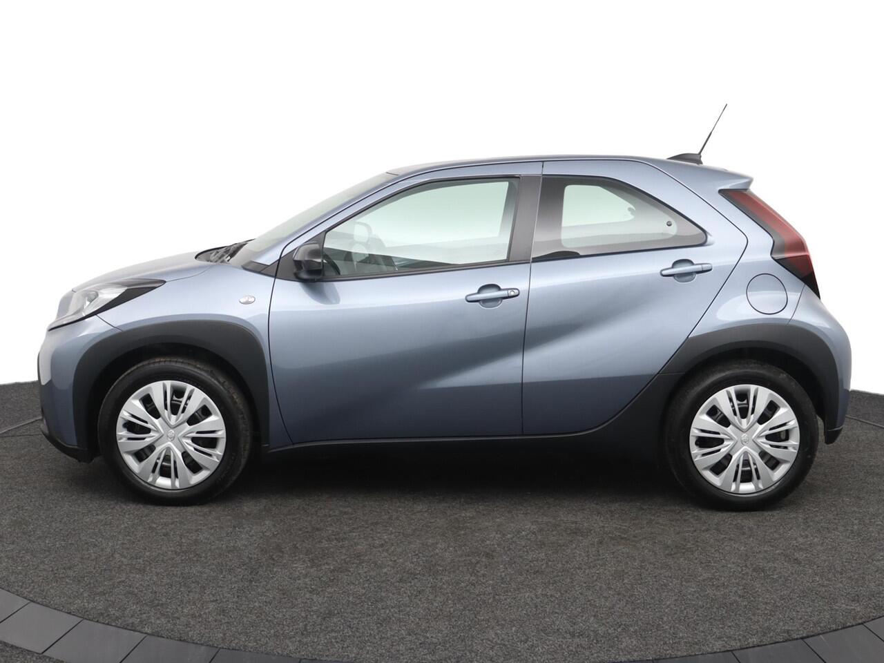 Toyota AYGO X 1.0 VVT-i MT Play | Cruise control | Apple carplay-android auto | Parkeercamera |