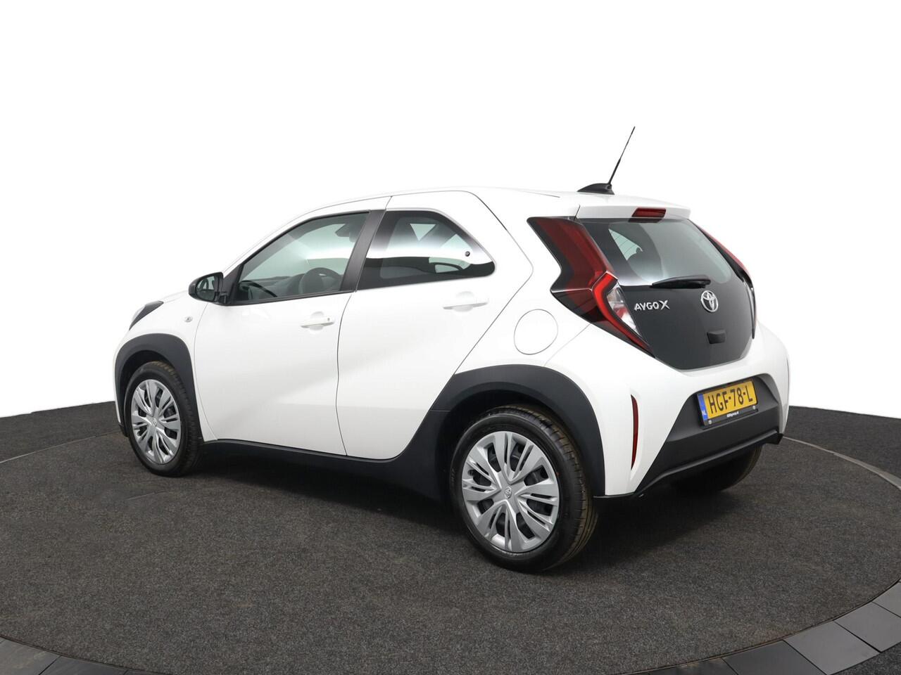 Toyota AYGO X 1.0 VVT-i MT Play | Airco | Adaptive Cruise Control | Achteruitrijcamera | Apple Carplay | Android Auto |