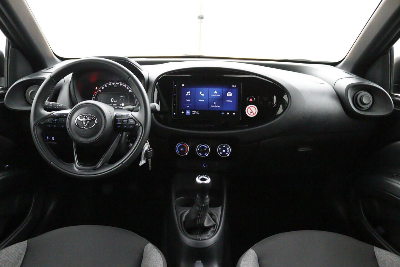 Toyota AYGO X 1.0 VVT-i MT Play | Adaptieve Cruise control | Airco | Toyota Safety Sense |