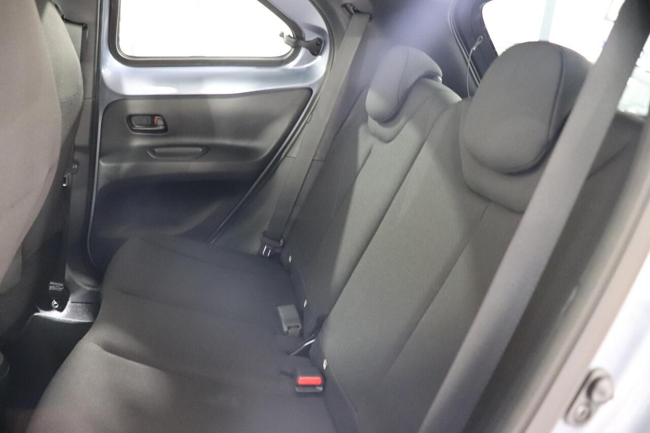 Toyota AYGO X 1.0 VVT-i MT Pulse, Design pack, Apple Carplay/Android Auto, Cruise & Climate Control, Parkeercamera, LED!