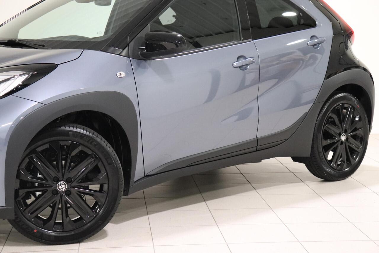 Toyota AYGO X 1.0 VVT-i MT Pulse, Design pack, Apple Carplay/Android Auto, Cruise & Climate Control, Parkeercamera, LED!