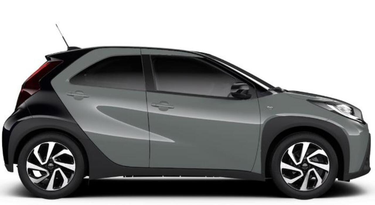 Toyota AYGO X 1.0 VVT-i MT Pulse Nieuw | 2x voorraad , Celestite Grey/zwart dak en Pure white/ zwart dak | Direct uit voorraad leverbaar |