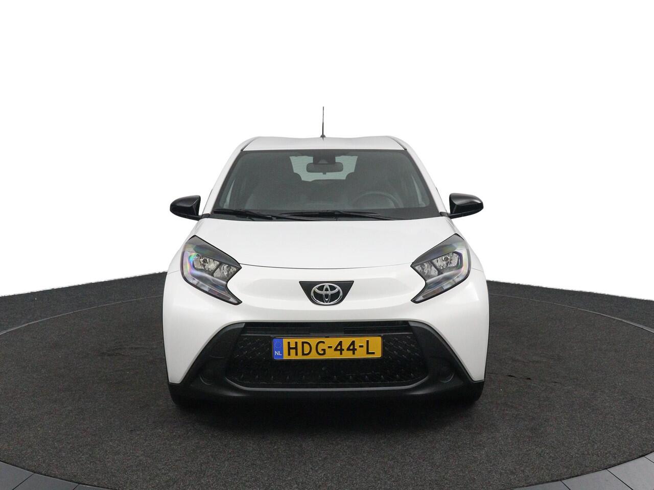 Toyota AYGO X 1.0 VVT-i MT Play | Adaptieve Cruise control | Airco | Toyota Safety Sense |