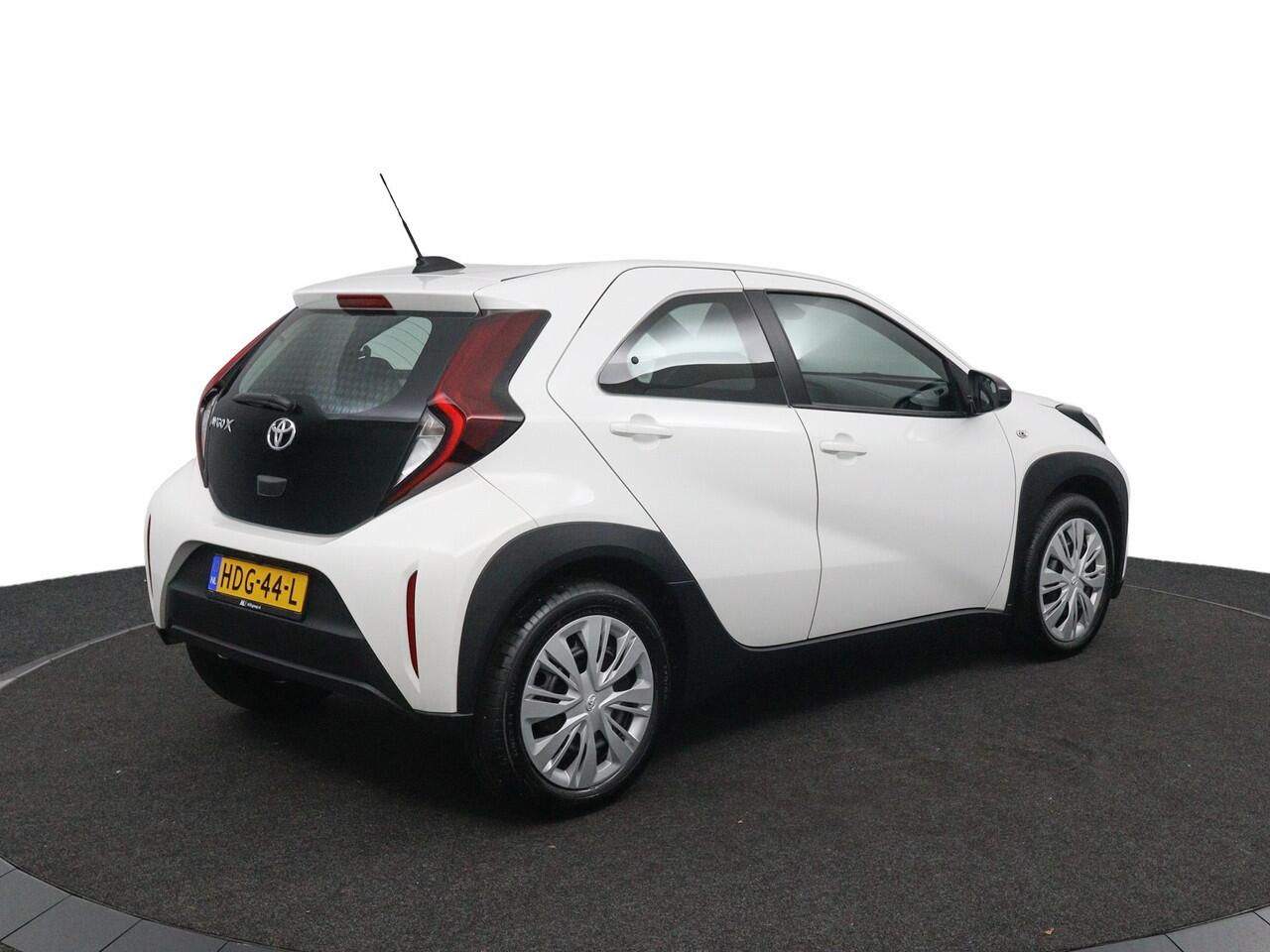 Toyota AYGO X 1.0 VVT-i MT Play | Adaptieve Cruise control | Airco | Toyota Safety Sense |