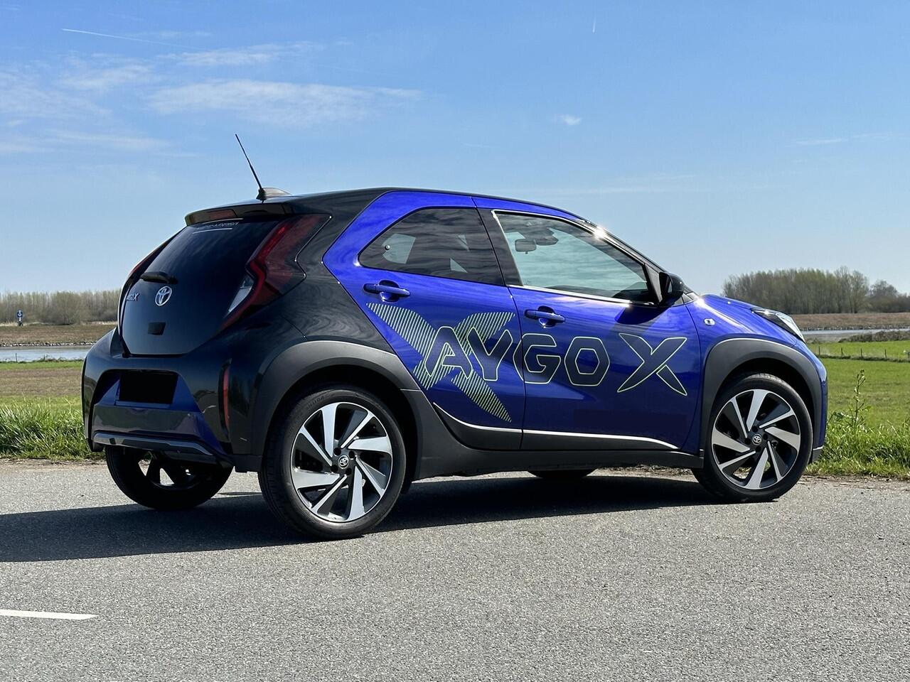 Toyota AYGO X 1.0 VVT-i MT Play ¤20.500,- RIJKLAAR! Nu ¤750,- voordeel! Nu extra scherp geprijsd! 6x Uit voorraad leverbaar. ook Pulse.