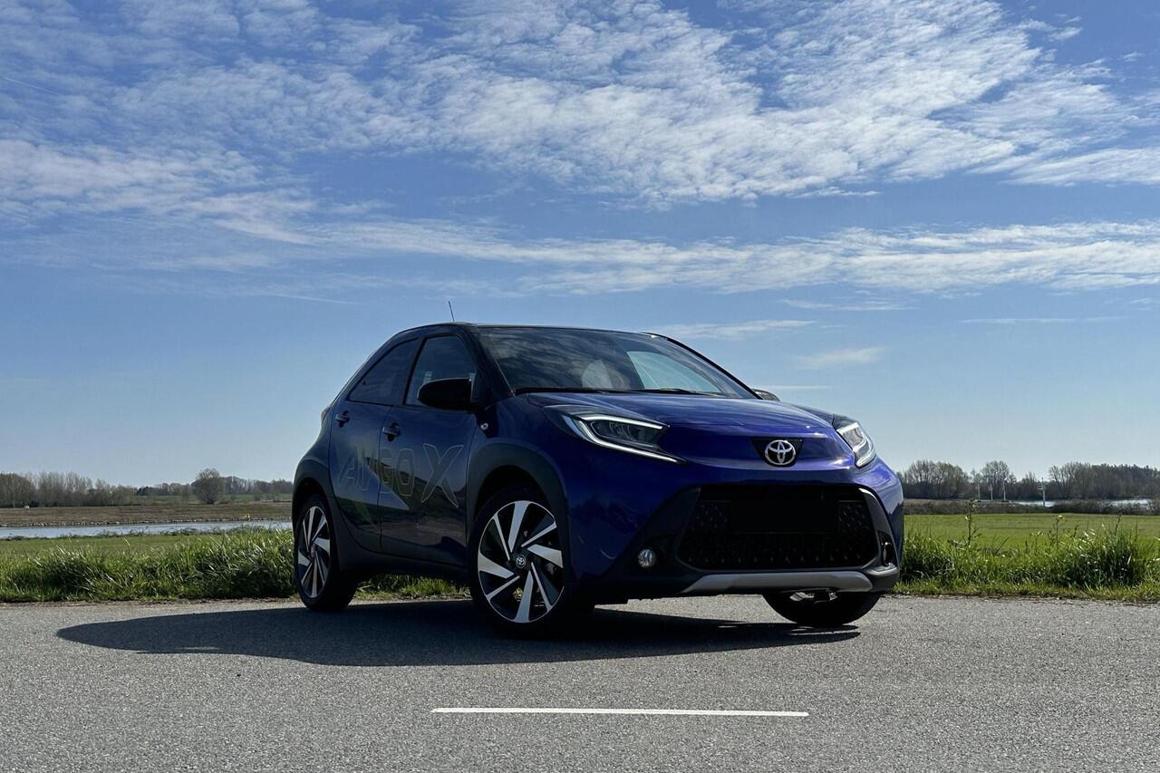Toyota AYGO X 1.0 VVT-i MT Play ¤20.750,- RIJKLAAR! Nu ¤500,- voordeel! Nu extra scherp geprijsd!