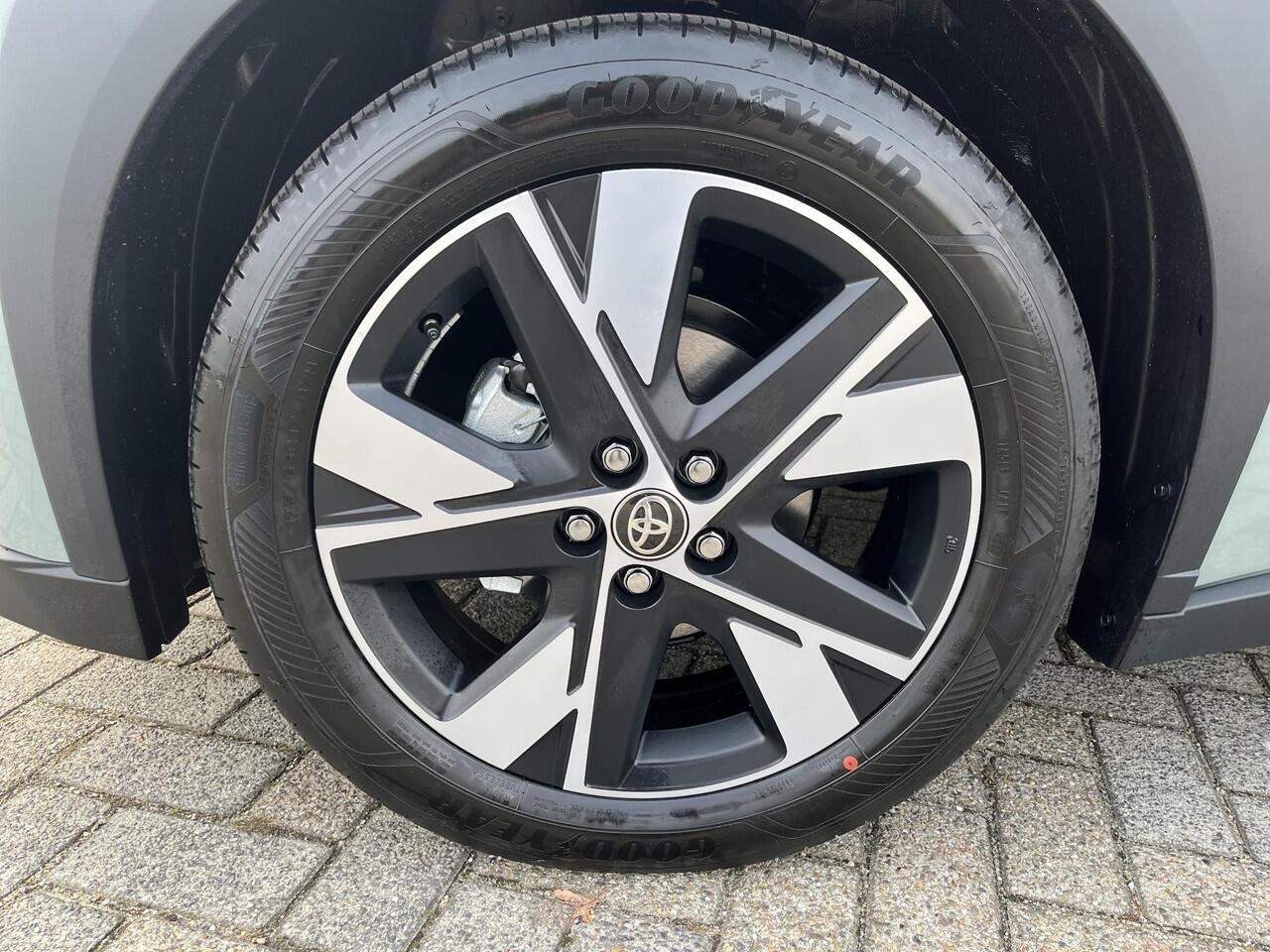 Toyota AYGO X Hybrid 115 pulse | Easy Pack |