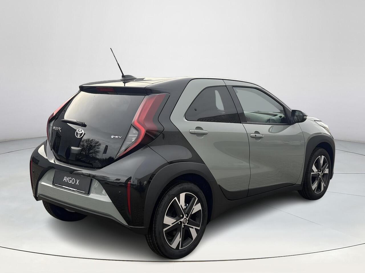 Toyota AYGO X Hybrid 115 pulse