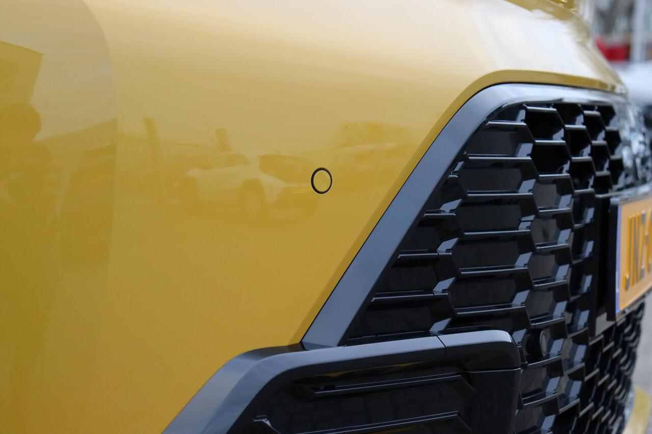 Toyota AYGO X Hybrid 115 GR Sport , Nieuw en direct leverbaar met ¤500,- demovoordeel