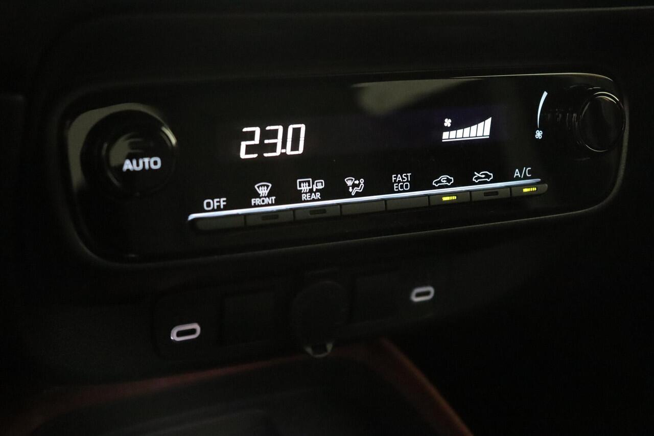 Toyota AYGO X Hybrid 115 pulse | Nieuw uit voorraad leverbaar | 10 jaar fabrieksgarantie! |