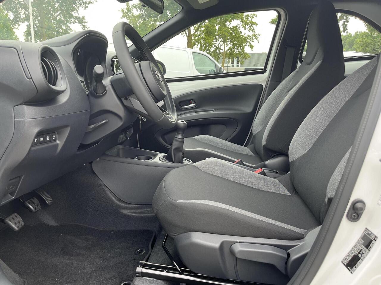 Toyota AYGO X 1.0 VVT-i MT Play | All-in prijs | Apple/Android | Camera | Airco |