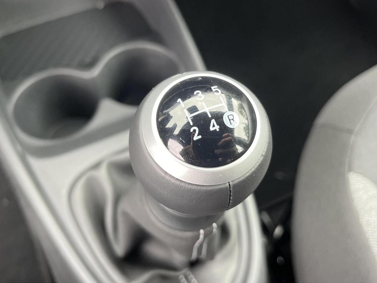 Toyota AYGO X 1.0 VVT-i MT Play | All-in prijs | Apple/Android | Camera | Airco |