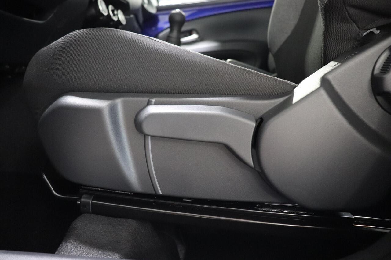 Toyota AYGO X 1.0 VVT-i MT Play, Apple carplay/Android auto, Parkeercamera, Airco!