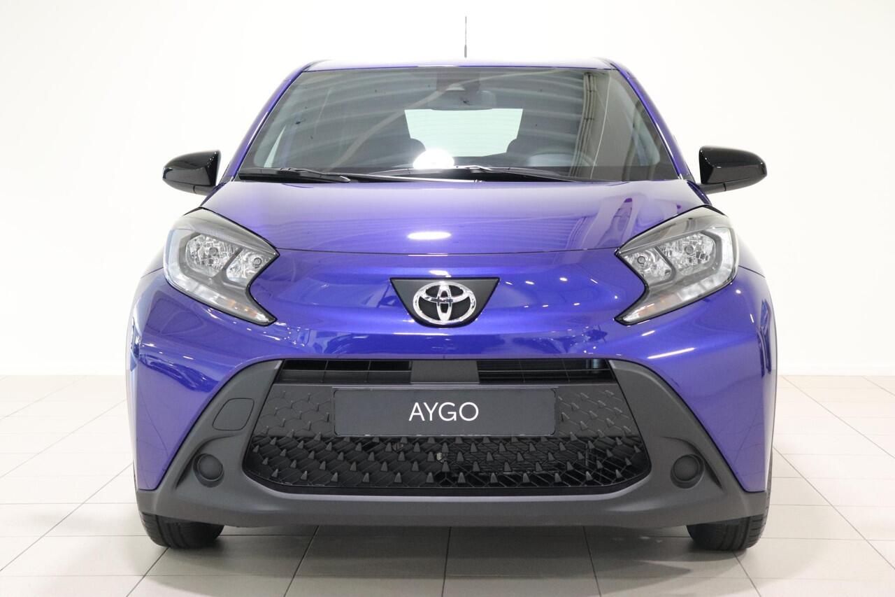 Toyota AYGO X 1.0 VVT-i MT Play, Apple carplay/Android auto, Parkeercamera, Airco!
