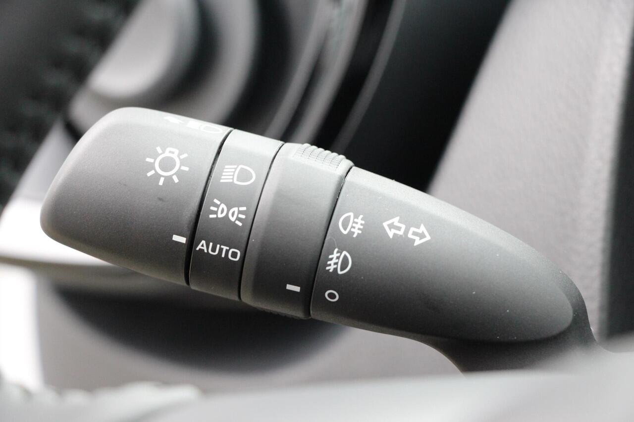 Toyota AYGO X 1.0 VVT-i MT Pulse **ADAPTIEF CRUISE CONTROL/ AUTOMATISCHE DIMLICHTEN/ APPLE CARPLAY/ LM VELGEN**