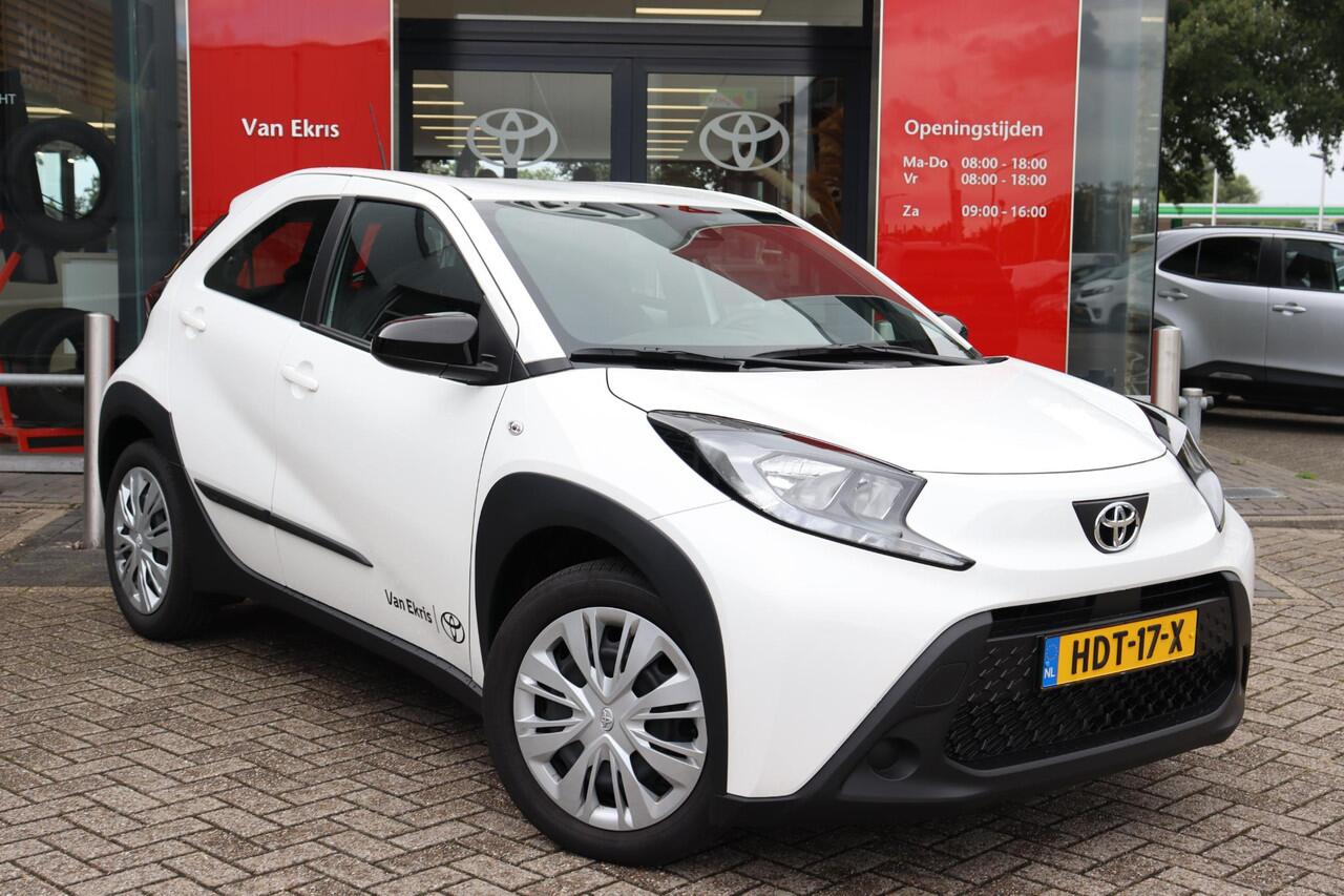 Toyota AYGO X 1.0 VVT-i MT Play, Armsteun , Apple Carplay & Android Auto, Camera, Cruise controle
