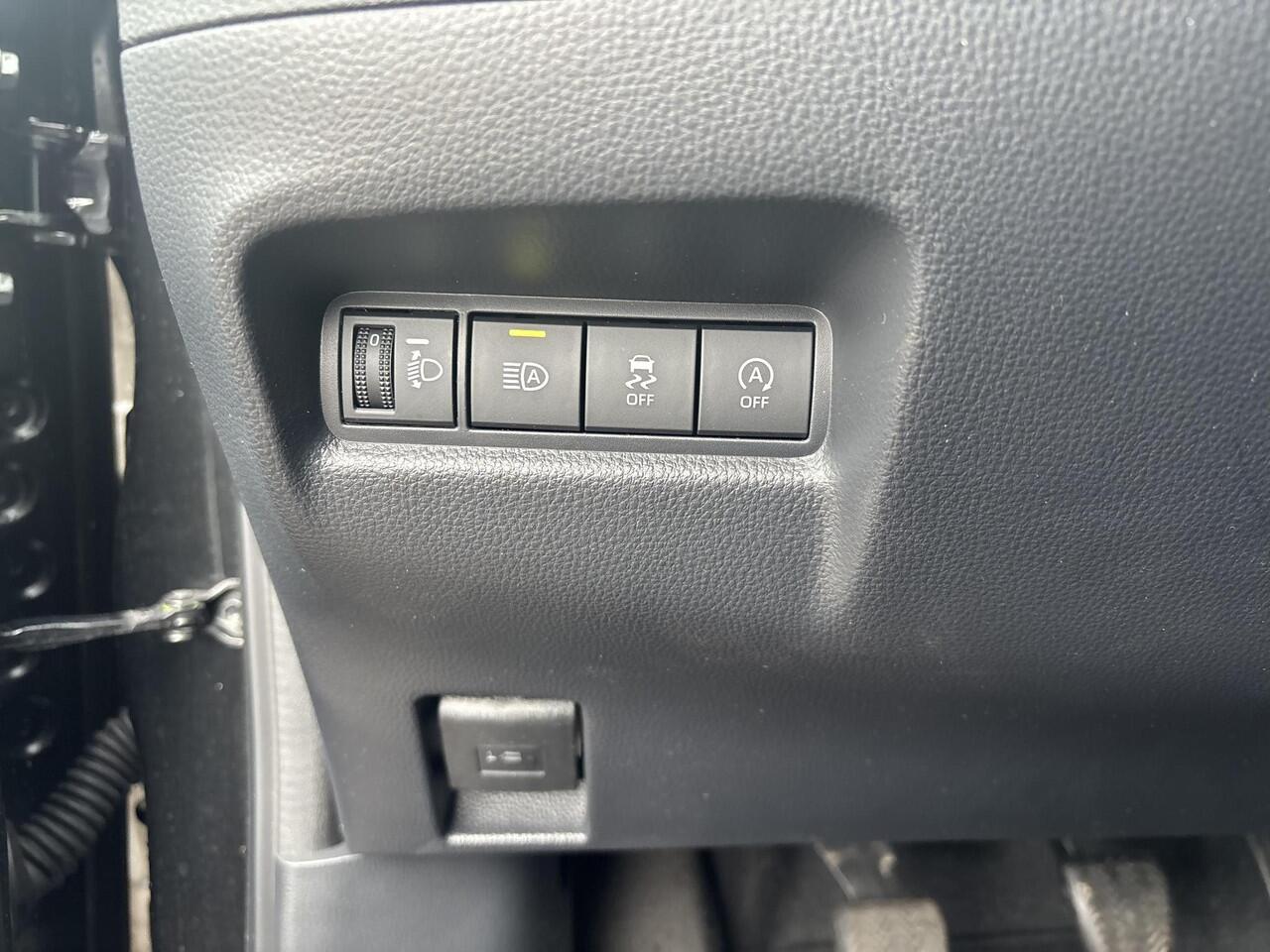 Toyota AYGO X 1.0 VVT-i MT Play