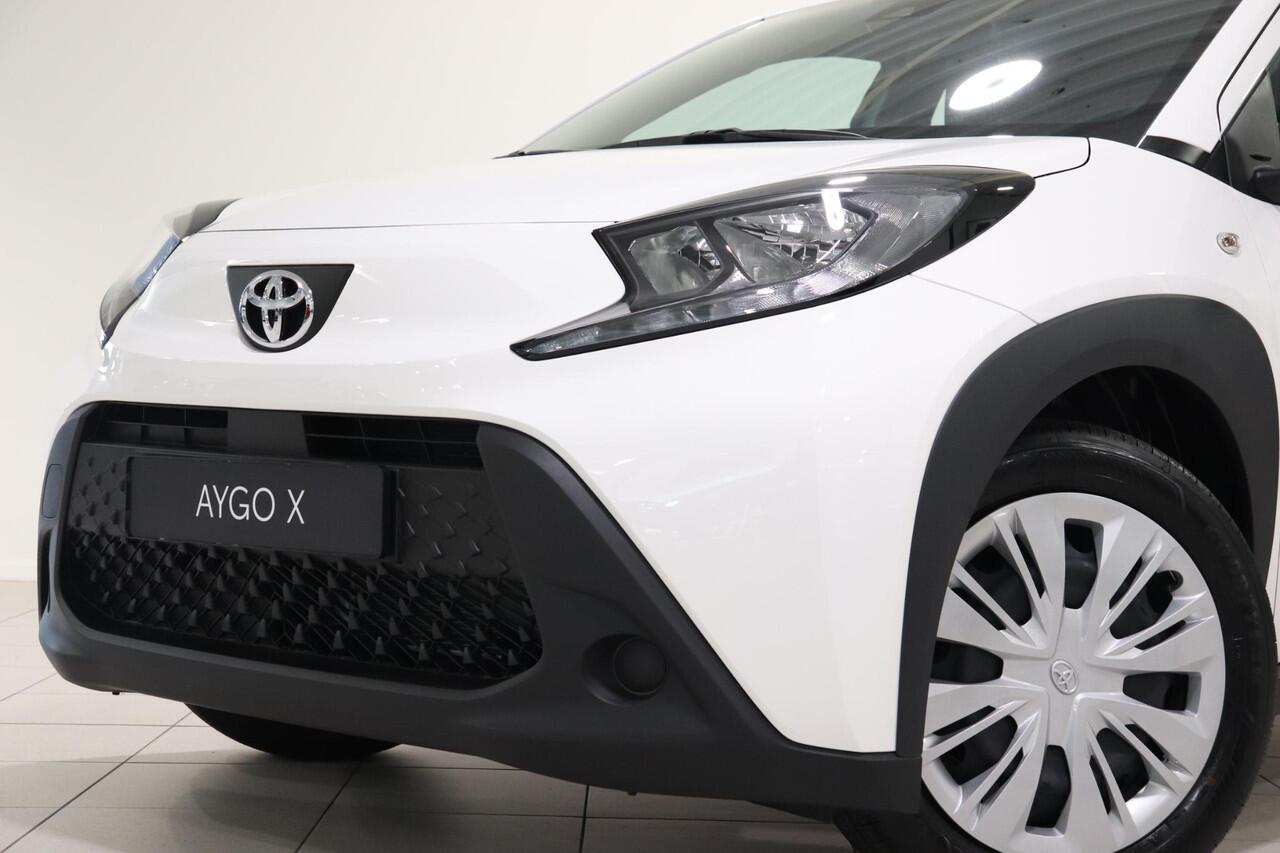 Toyota AYGO X 1.0 VVT-i MT Play, Apple Carplay/Android Auto, Parkeercamera, Cruise control, Airco!